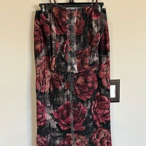 Chic Floral Lace-Up Set